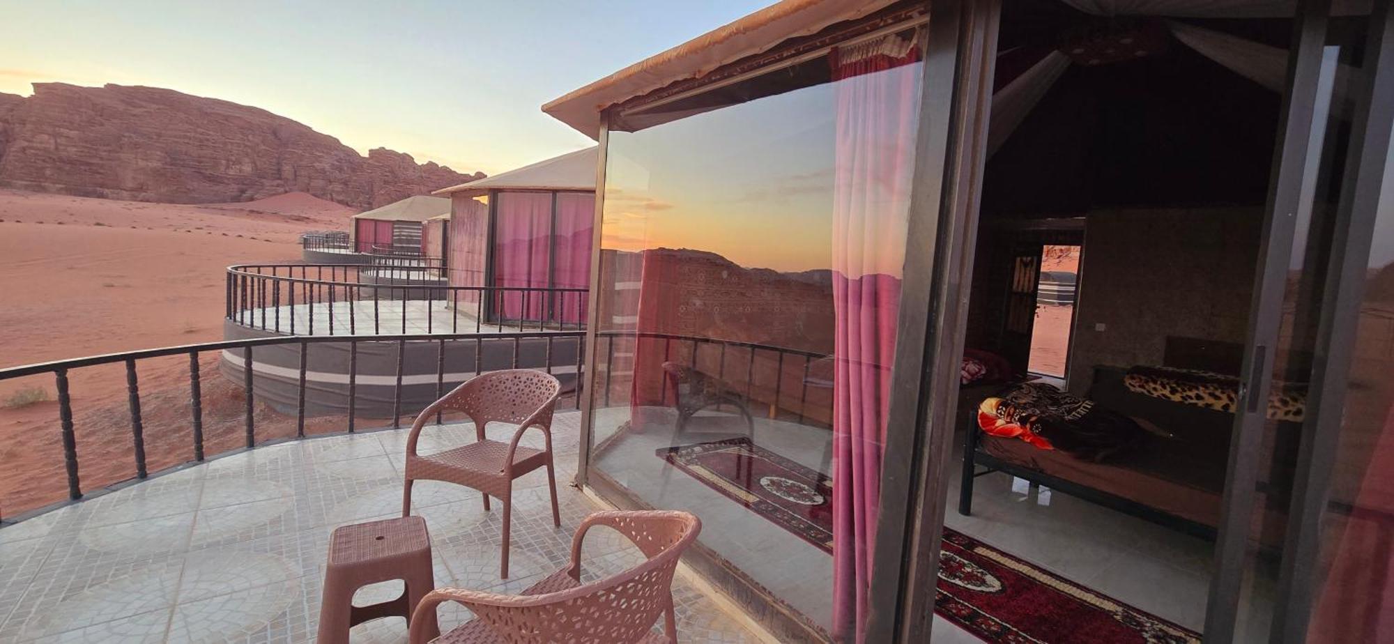 Wadi Rum Candles Camp 외부 사진