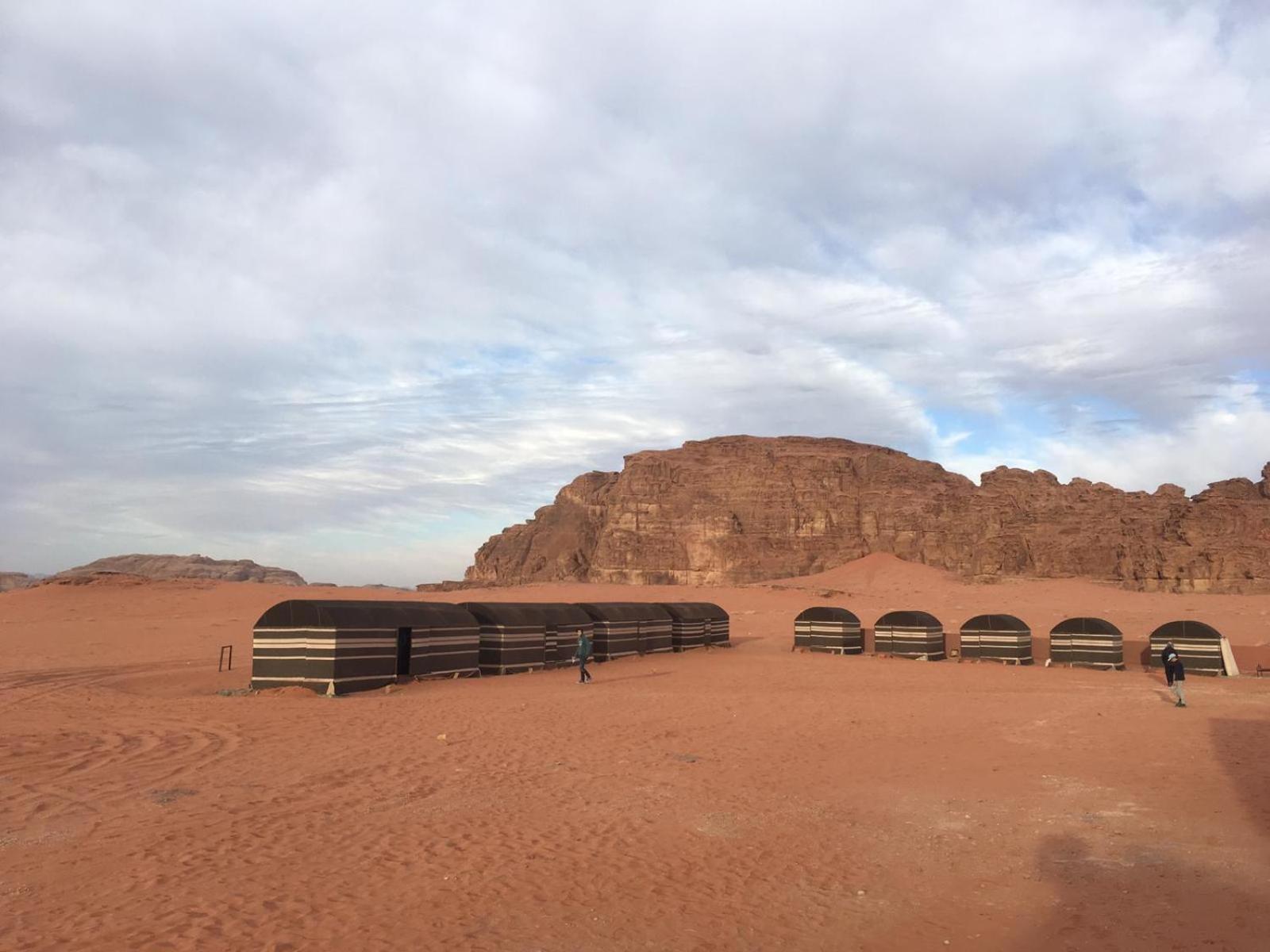 Wadi Rum Candles Camp 외부 사진